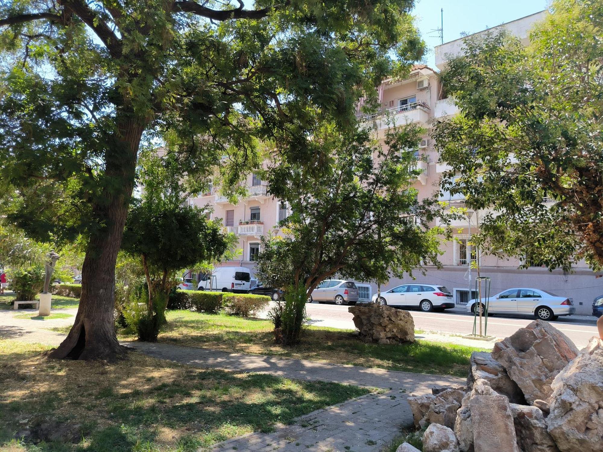 Lukas Apartament Vollga Durrës Esterno foto